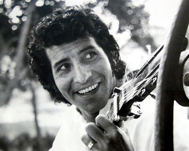 Víctor Jara