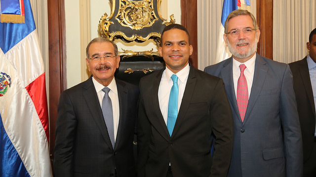 Roberto-Rodriguez-Marchena-Danilo-Medina-y-Moises-Dic-23-2015