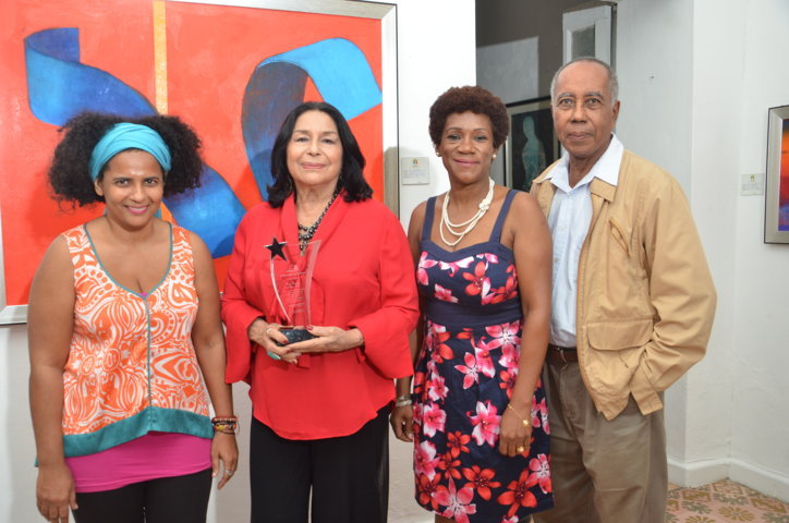 Iris Pérez, Rosa Tavarez, Ana Maria Henríquez y Freddy Javier 